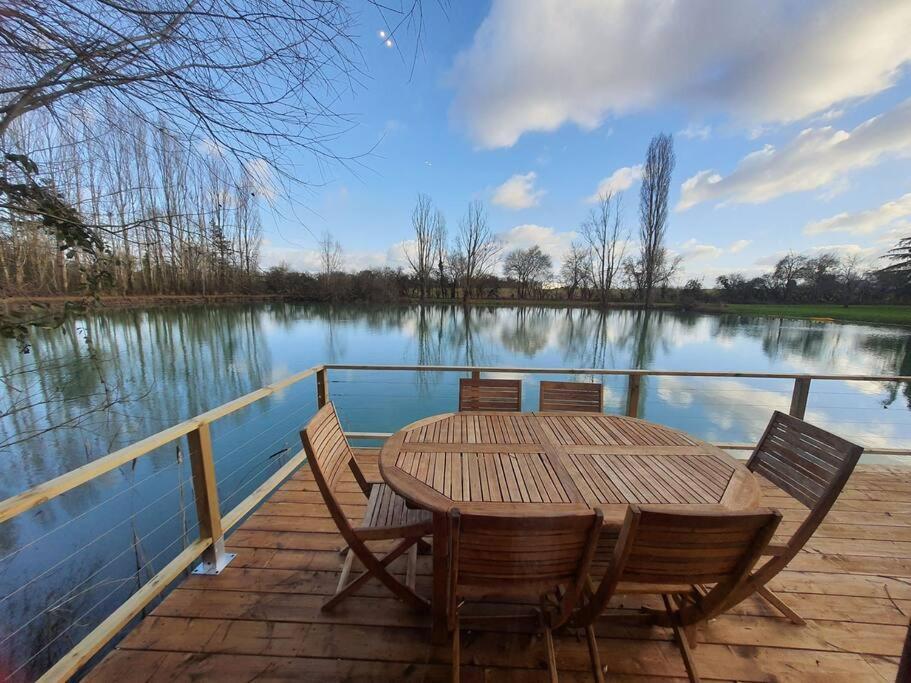 Chalet Les Pieds Dans L'Eau La Campagne A La Ville Saint-Doulchard Zewnętrze zdjęcie